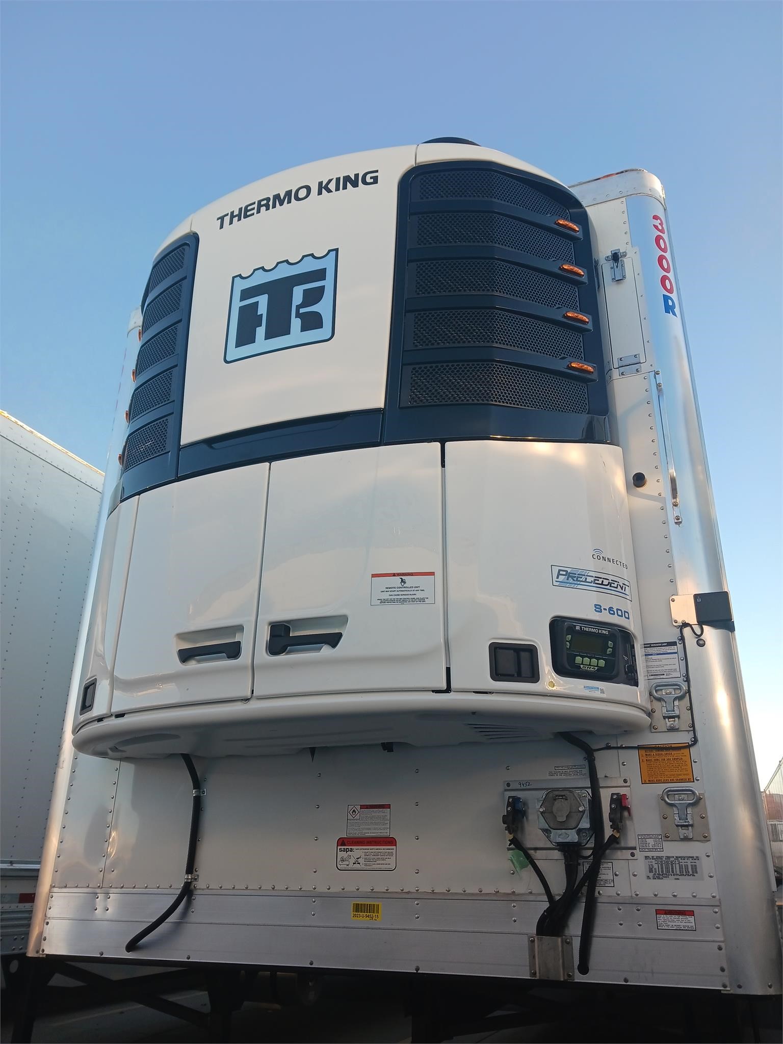 2027 UTILITY 3000R 2027 UTILITY 3000R - image 2 of 6